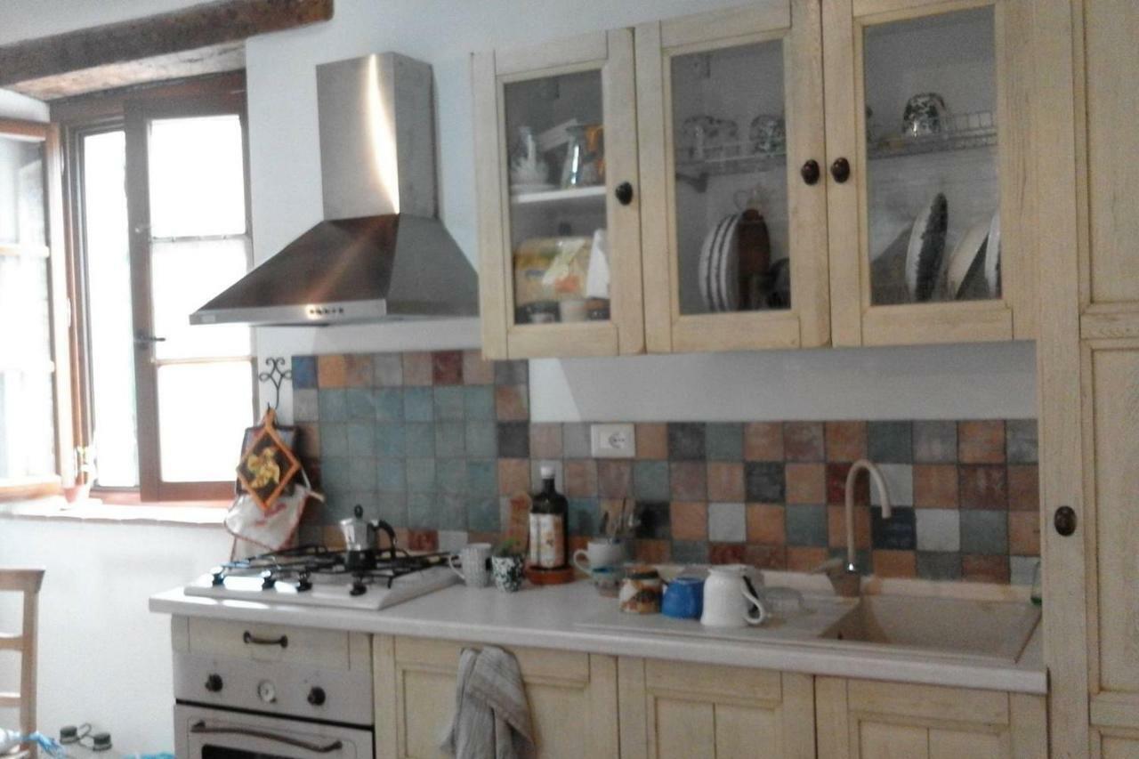 Casa Vacanze "Nonna Vela" Petroio Buitenkant foto