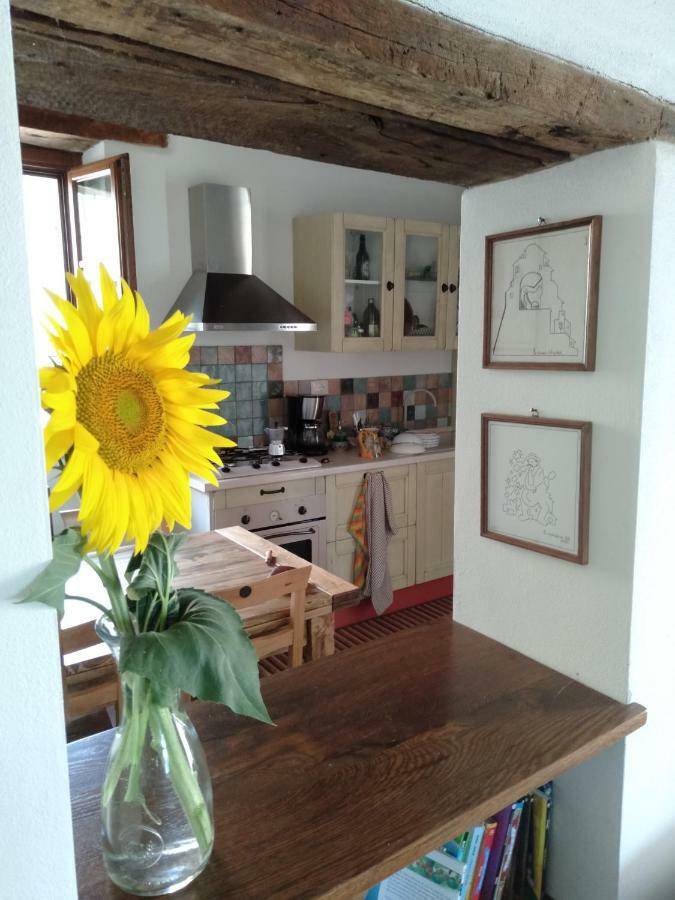 Casa Vacanze "Nonna Vela" Petroio Buitenkant foto